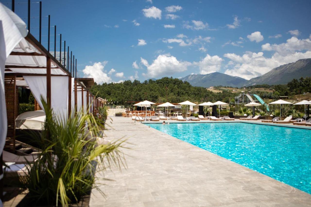 Equos Resort Hotel Τίρανα Εξωτερικό φωτογραφία